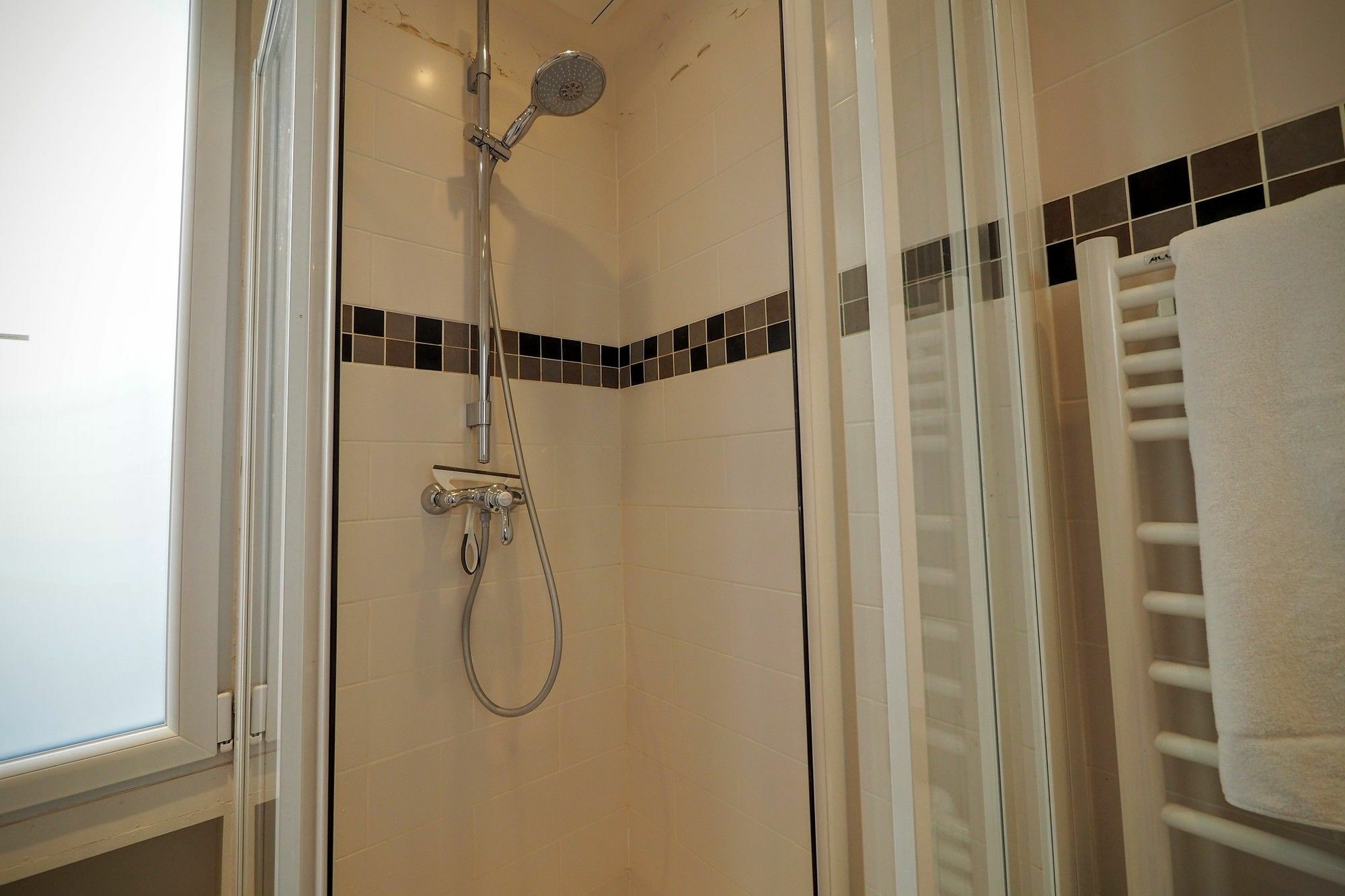 باريس Chambre D Hote : Louvre Elegant Apt Suite المظهر الخارجي الصورة
